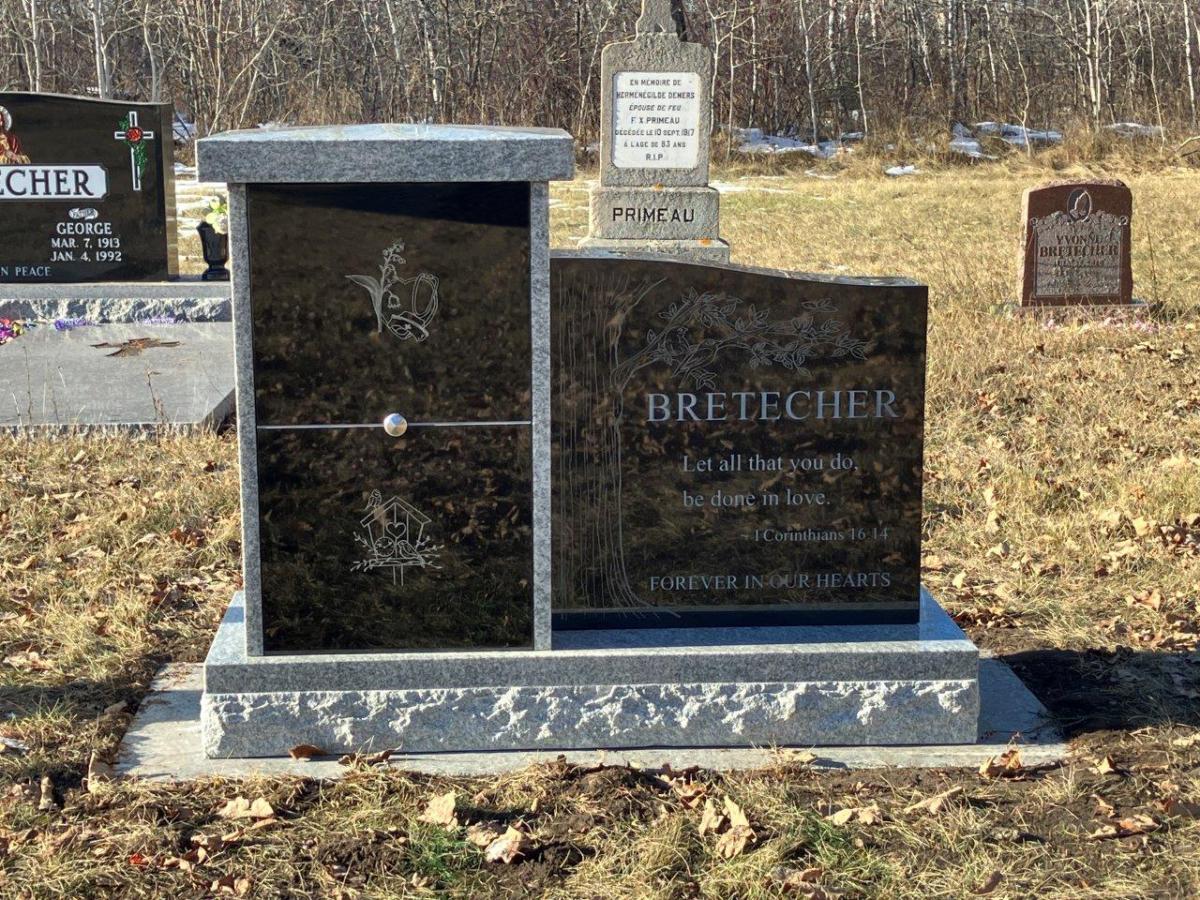 Private Estate and Bench Columbaria